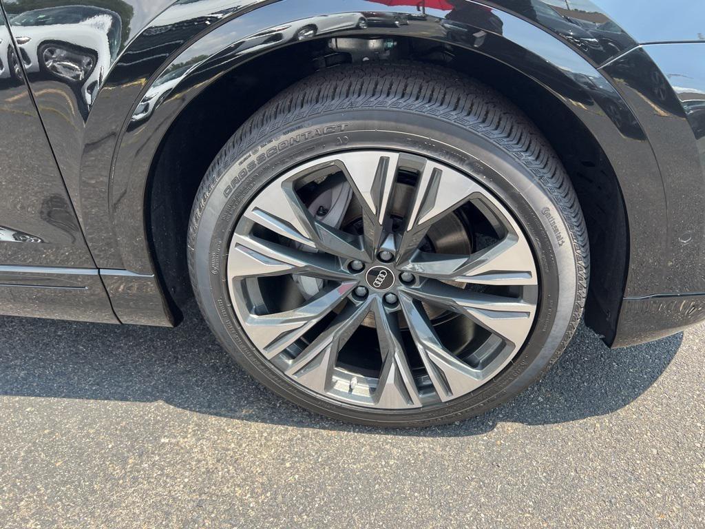 new 2025 Audi Q8 car, priced at $86,845
