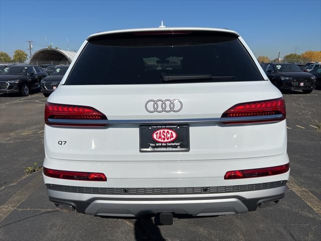 new 2025 Audi Q7 car, priced at $71,930