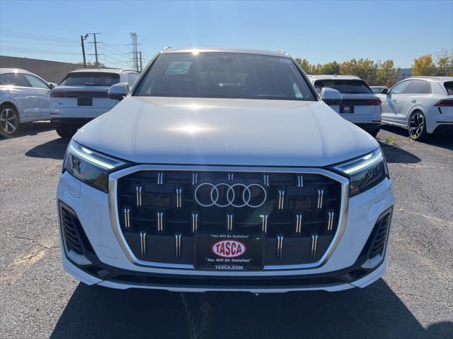 new 2025 Audi Q7 car, priced at $71,930