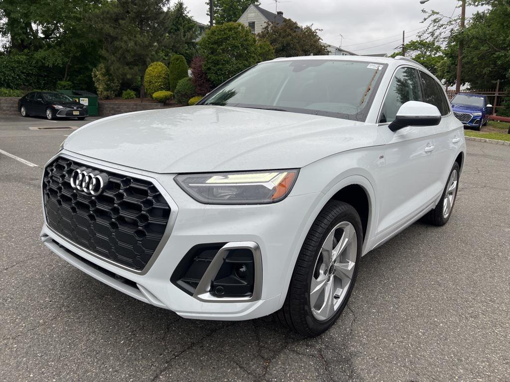 new 2025 Audi Q5 car, priced at $57,550