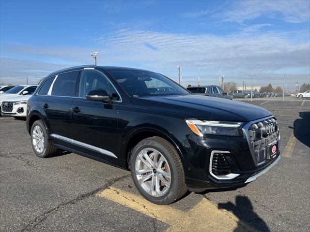 new 2025 Audi Q7 car, priced at $75,800