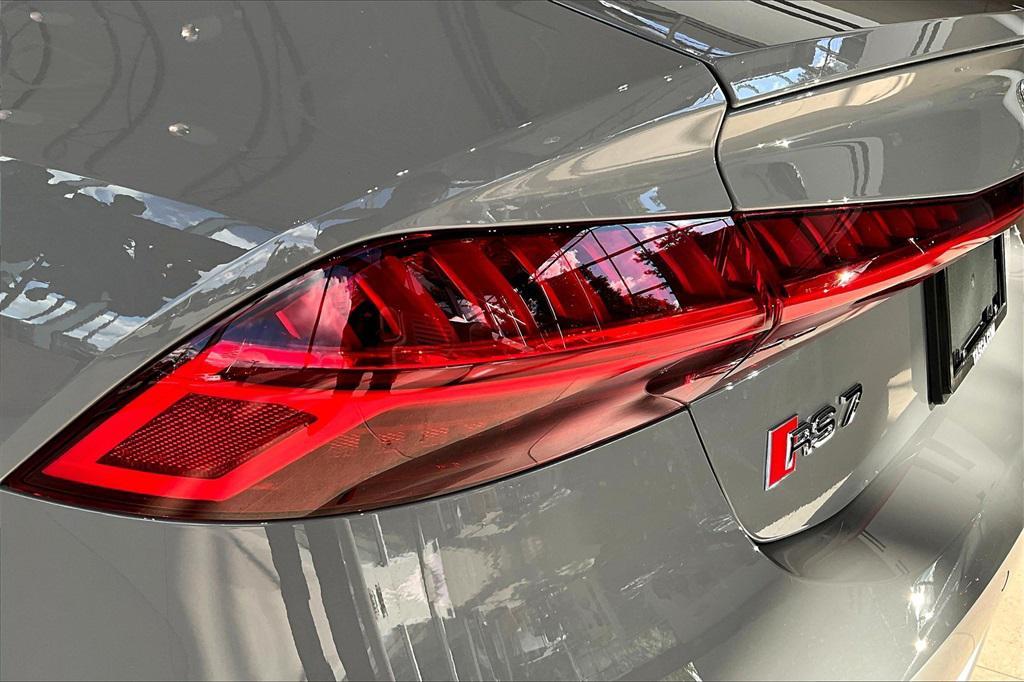new 2026 Audi RS 7 car, priced at $149,150