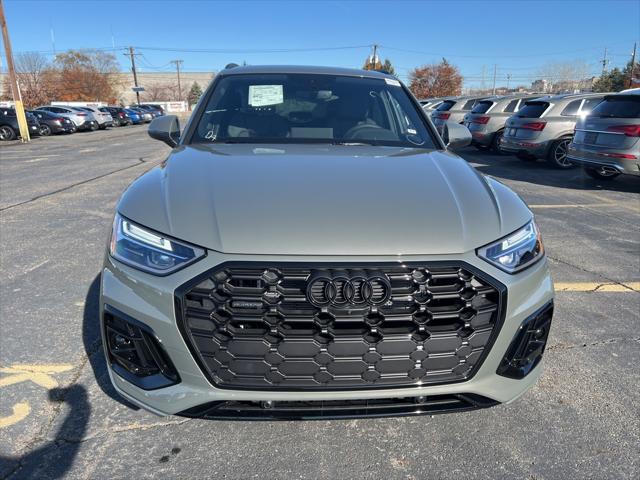 new 2025 Audi Q5 car, priced at $70,680