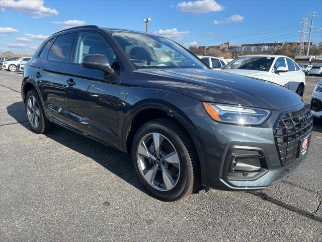 new 2025 Audi Q5 car, priced at $50,485