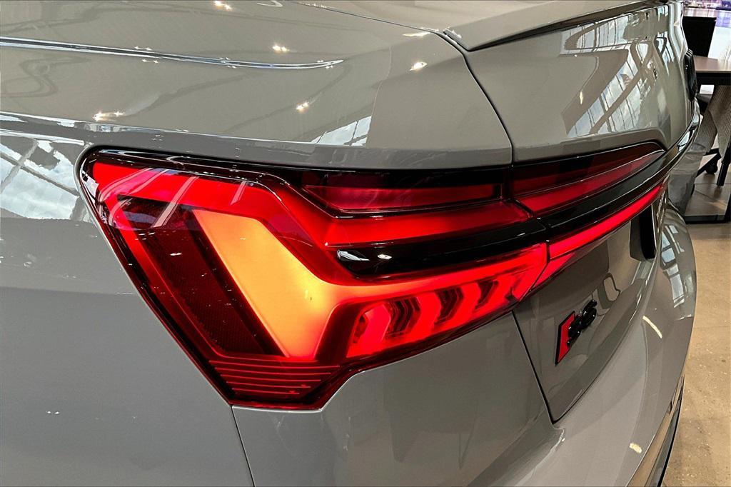 new 2025 Audi S6 car, priced at $95,960
