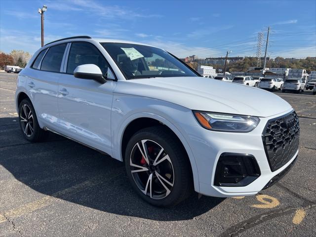 new 2025 Audi Q5 car, priced at $59,380