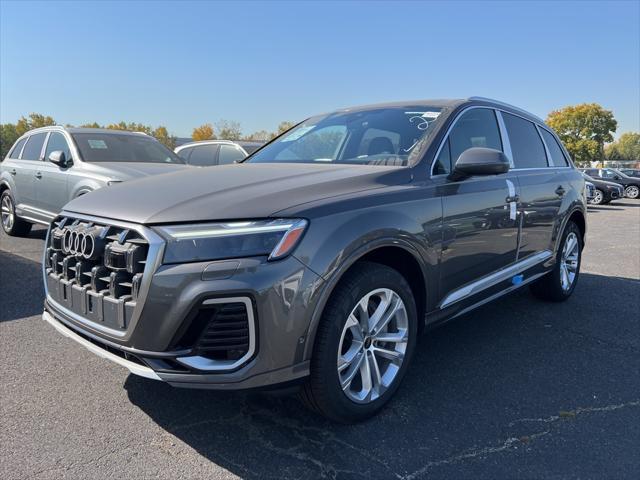 new 2025 Audi Q7 car, priced at $75,930