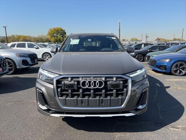 new 2025 Audi Q7 car, priced at $75,930