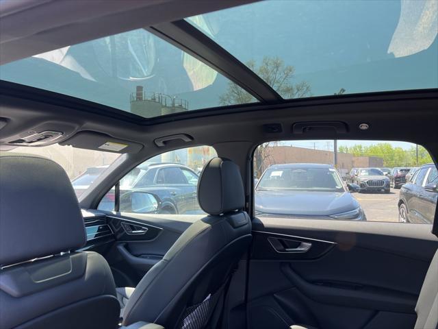 new 2025 Audi Q7 car, priced at $65,730