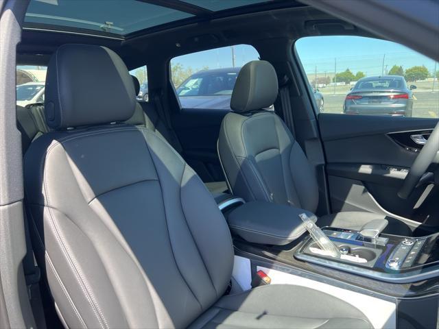 new 2025 Audi Q7 car, priced at $65,730