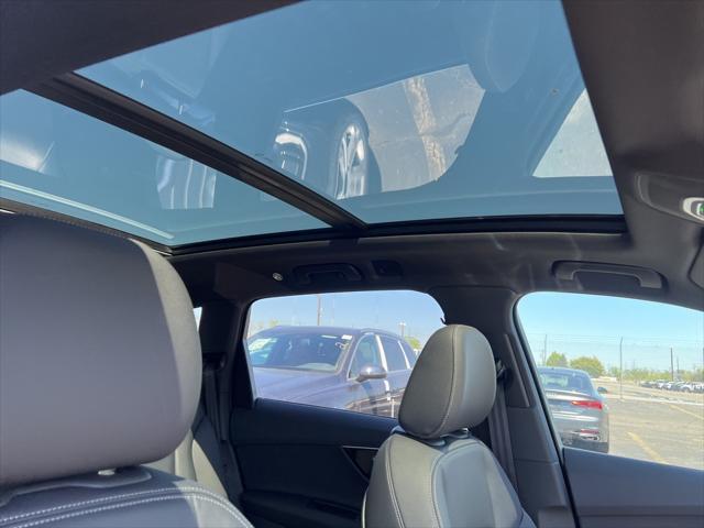 new 2025 Audi Q7 car, priced at $65,730