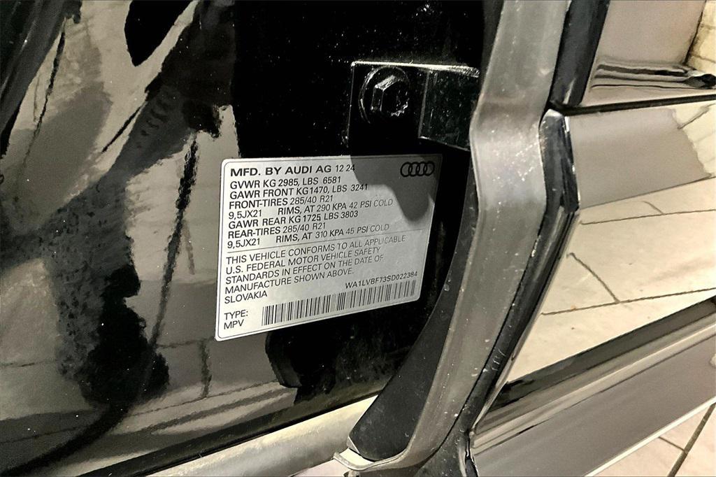 used 2025 Audi Q7 car, priced at $62,888