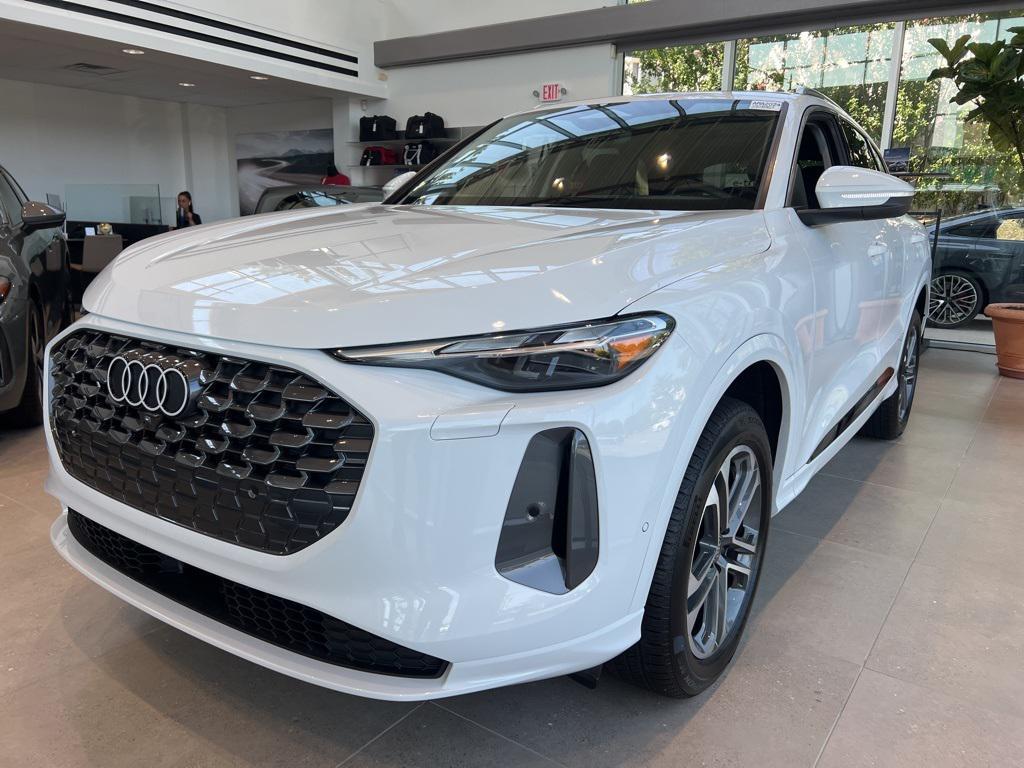 new 2025 Audi Q5 car, priced at $57,775