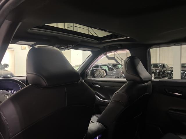 used 2022 Toyota Highlander car, priced at $40,988