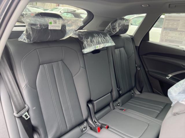 new 2025 Audi Q5 car, priced at $61,105
