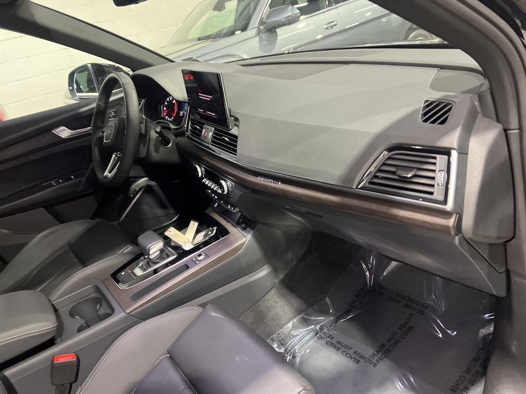 used 2024 Audi Q5 car, priced at $42,994