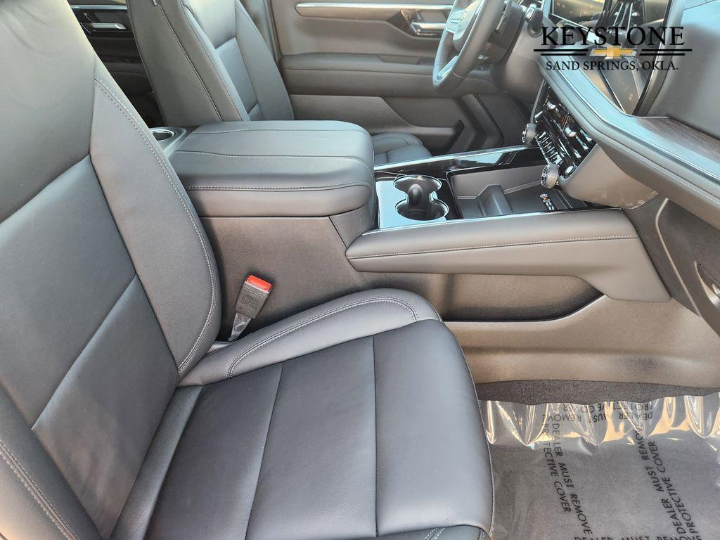 new 2026 Chevrolet Suburban car, priced at $70,995