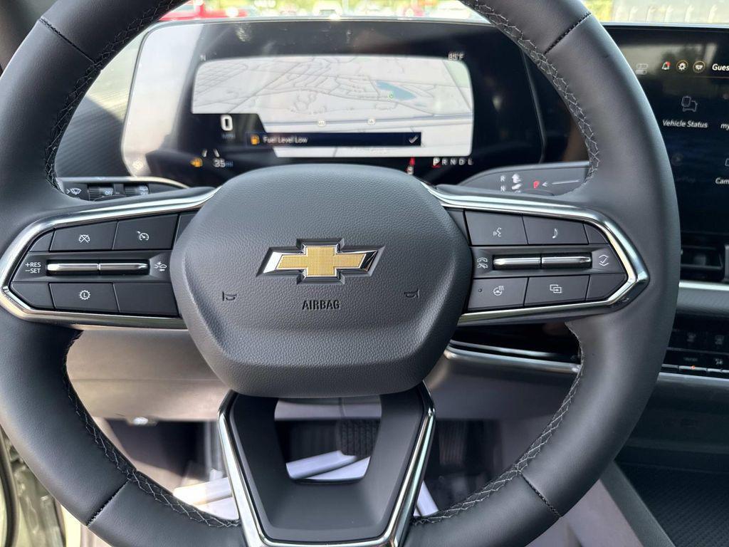 new 2026 Chevrolet Equinox car, priced at $30,820