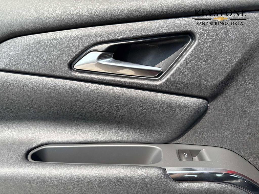 new 2026 Chevrolet Traverse car, priced at $44,710