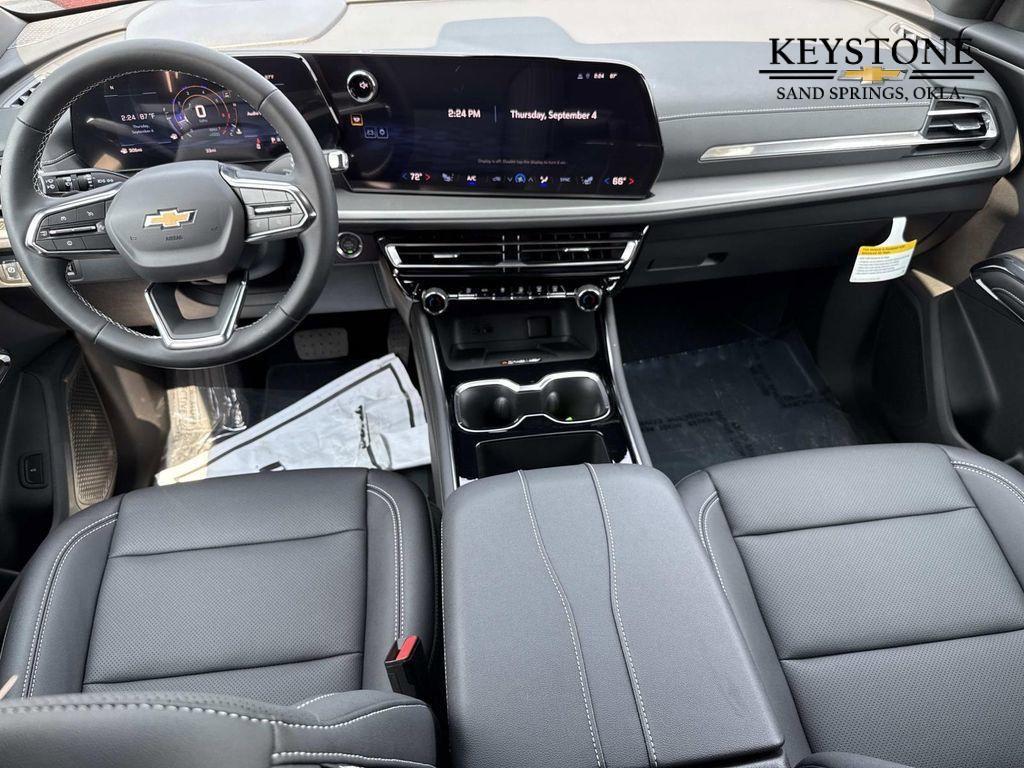 new 2026 Chevrolet Traverse car, priced at $44,710