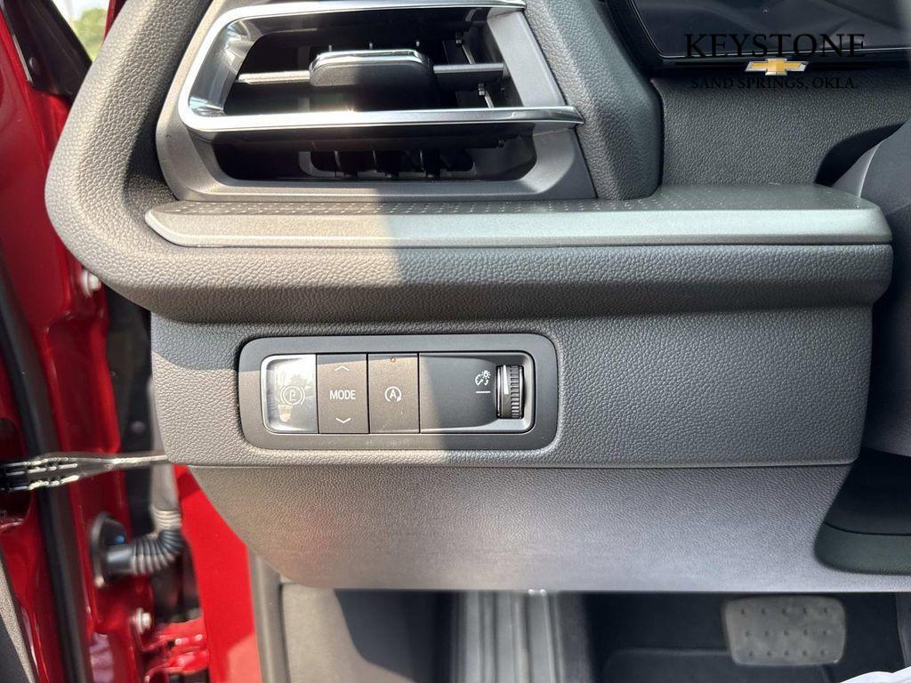 new 2026 Chevrolet Traverse car, priced at $44,710