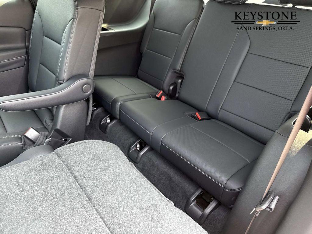 new 2026 Chevrolet Traverse car, priced at $44,710