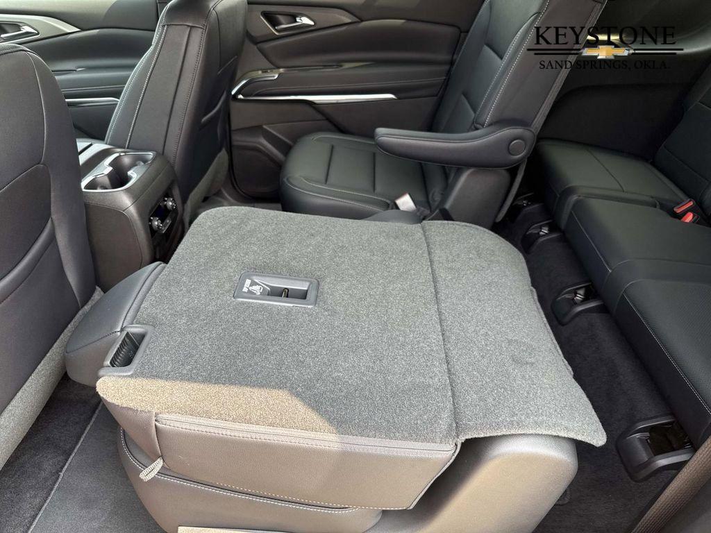 new 2026 Chevrolet Traverse car, priced at $44,710