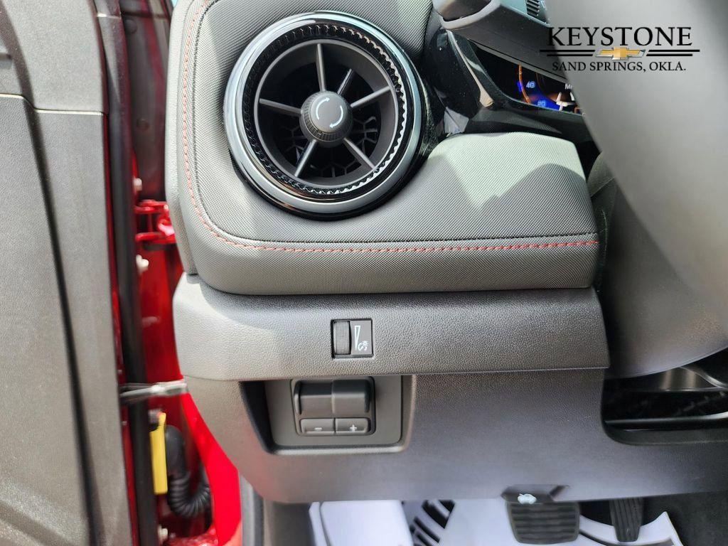 new 2025 Chevrolet Colorado car, priced at $42,980