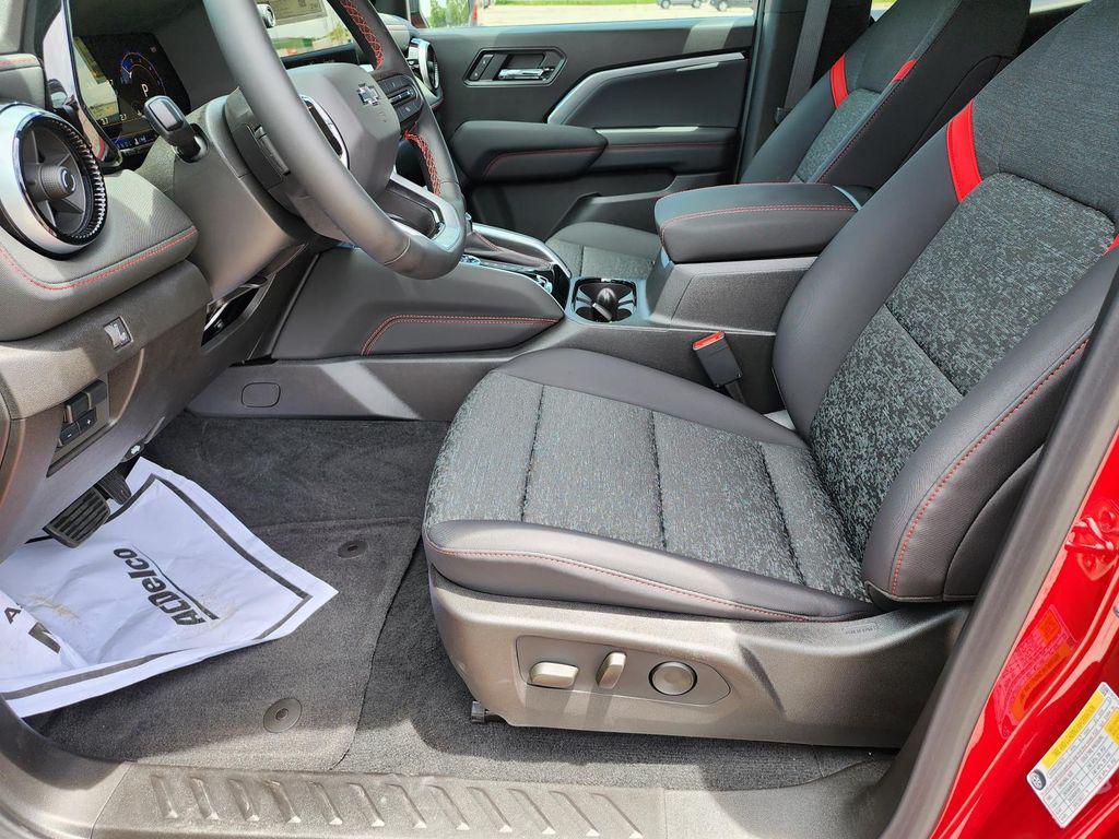new 2025 Chevrolet Colorado car, priced at $43,990