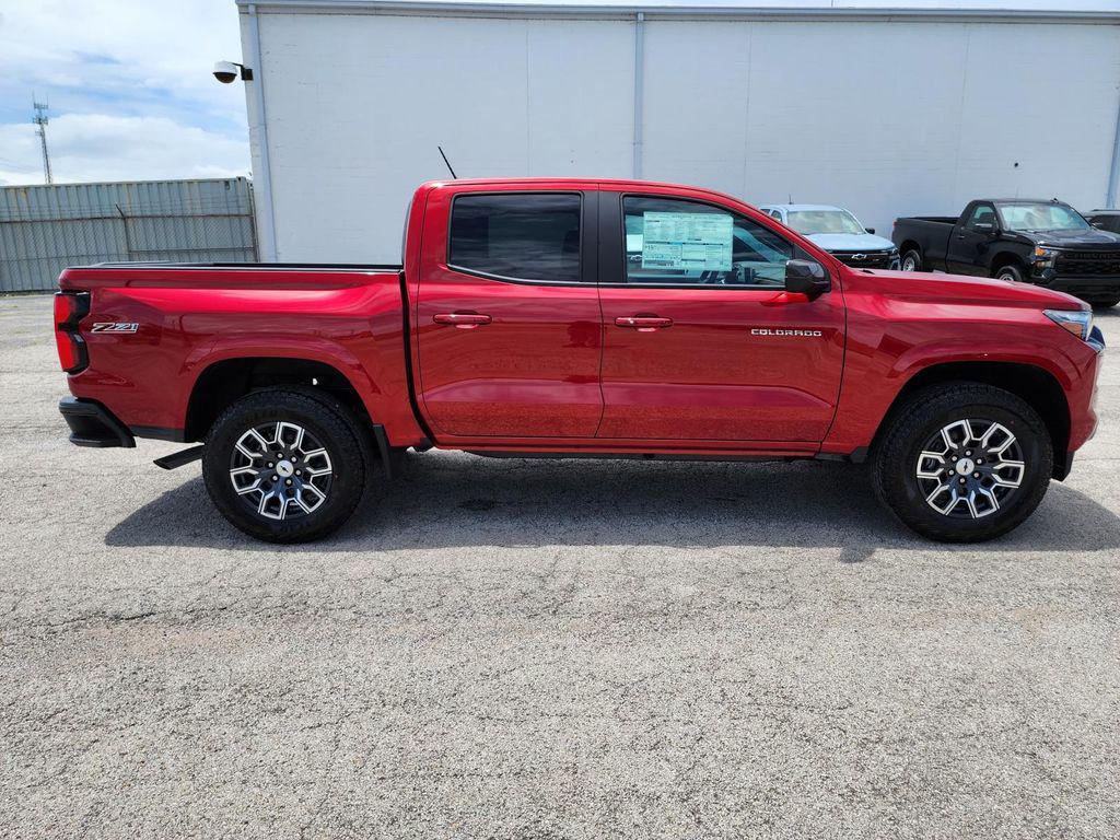 new 2025 Chevrolet Colorado car, priced at $43,990