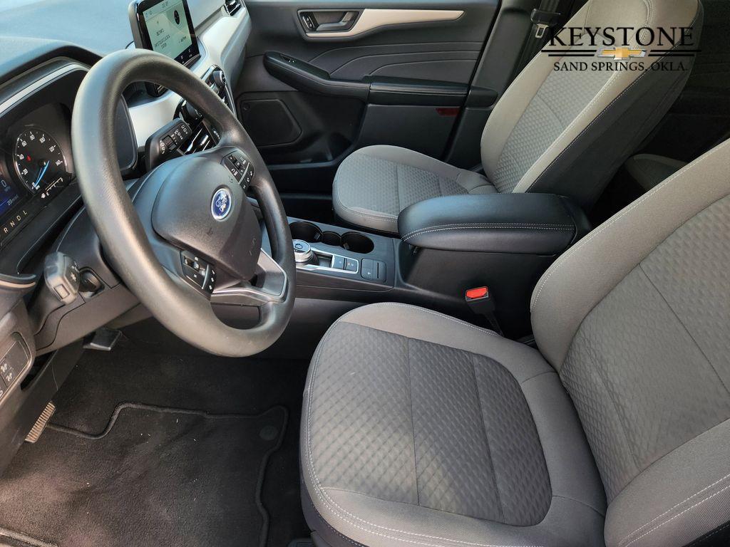 used 2022 Ford Escape car, priced at $21,250