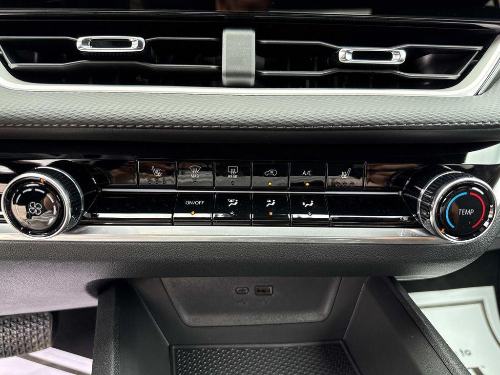 new 2026 Chevrolet Equinox car, priced at $29,495