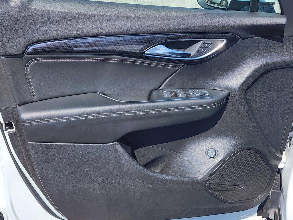 used 2023 Buick Envision car, priced at $24,450