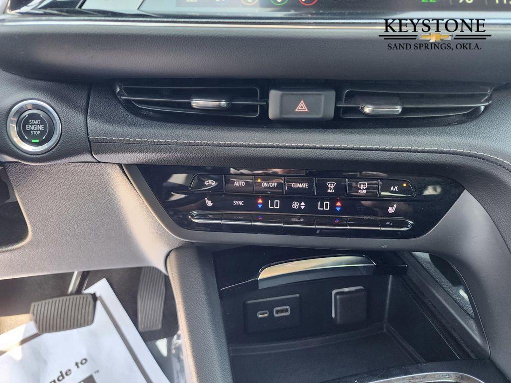 used 2023 Buick Envision car, priced at $23,175