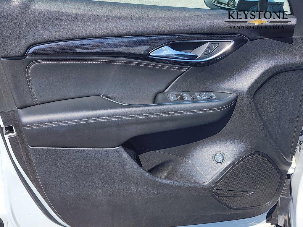 used 2023 Buick Envision car, priced at $23,175