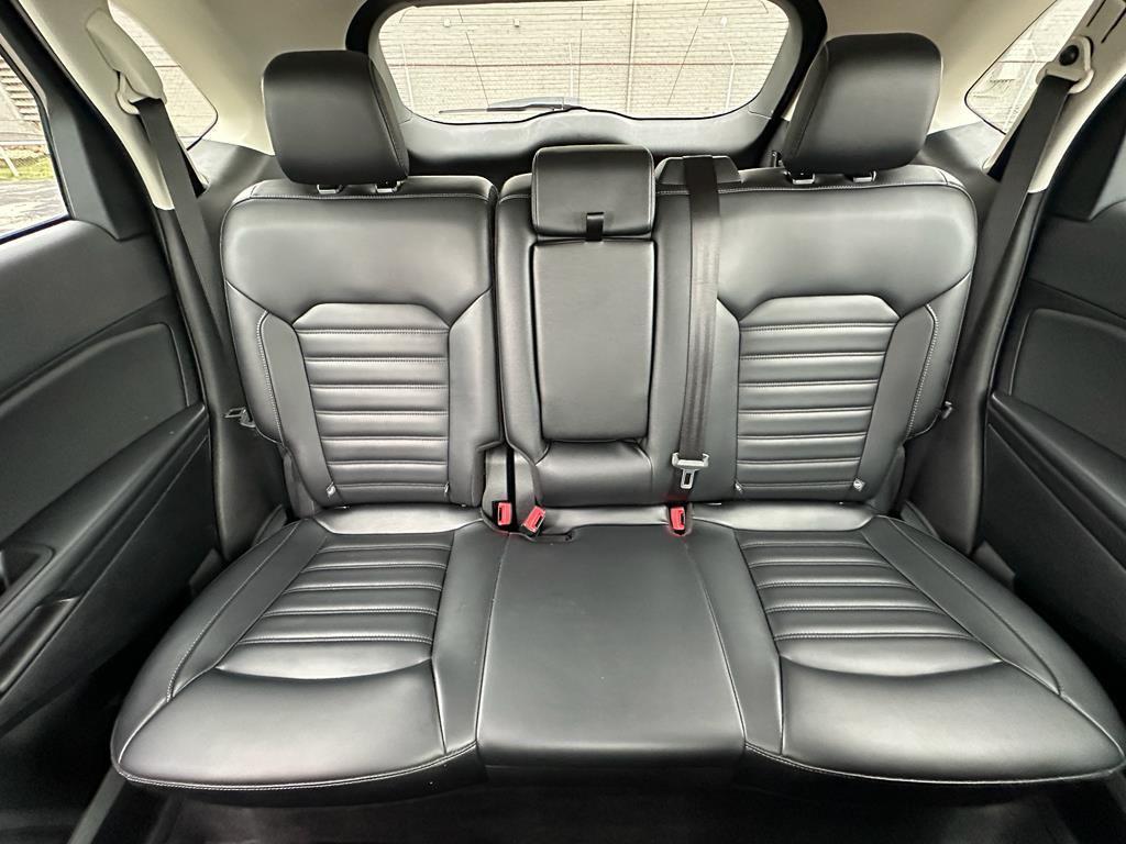 used 2024 Ford Edge car, priced at $27,115