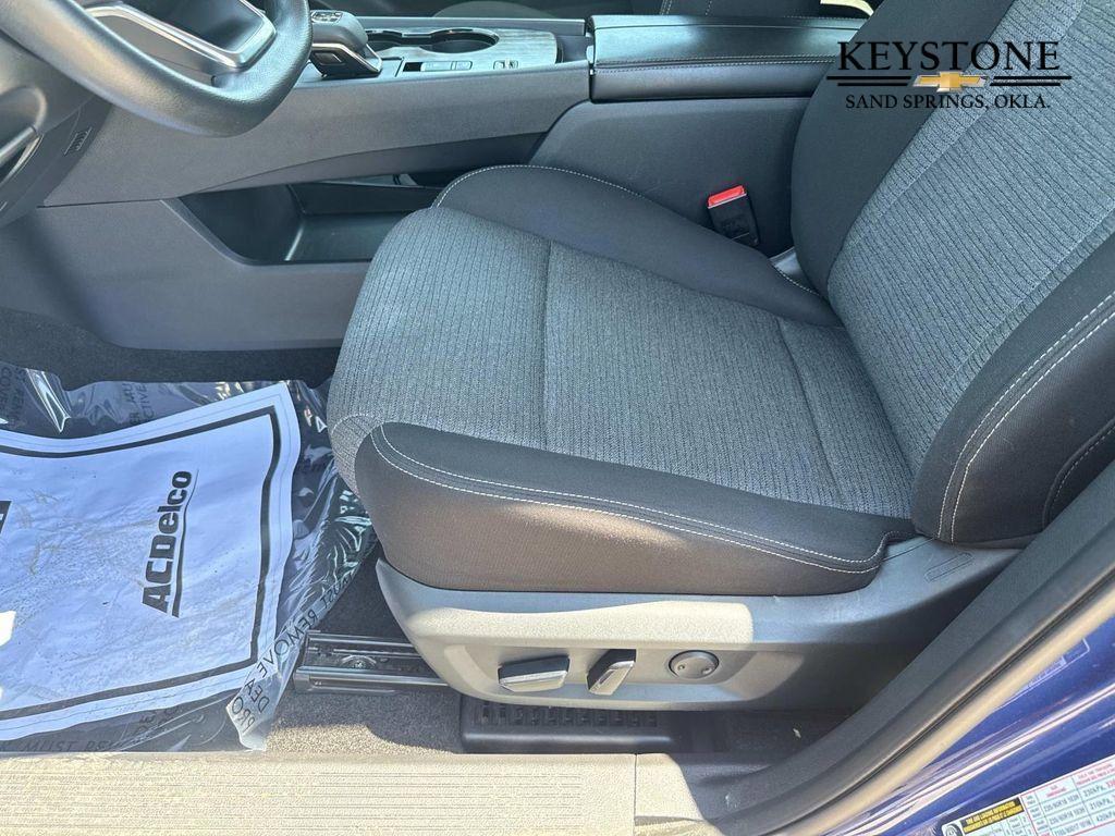 used 2023 Nissan Rogue car, priced at $23,250