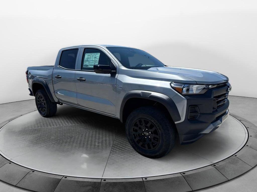 new 2026 Chevrolet Colorado car, priced at $42,495