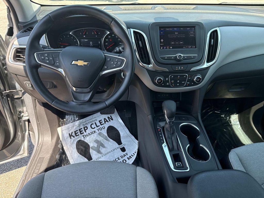 used 2024 Chevrolet Equinox car, priced at $24,956
