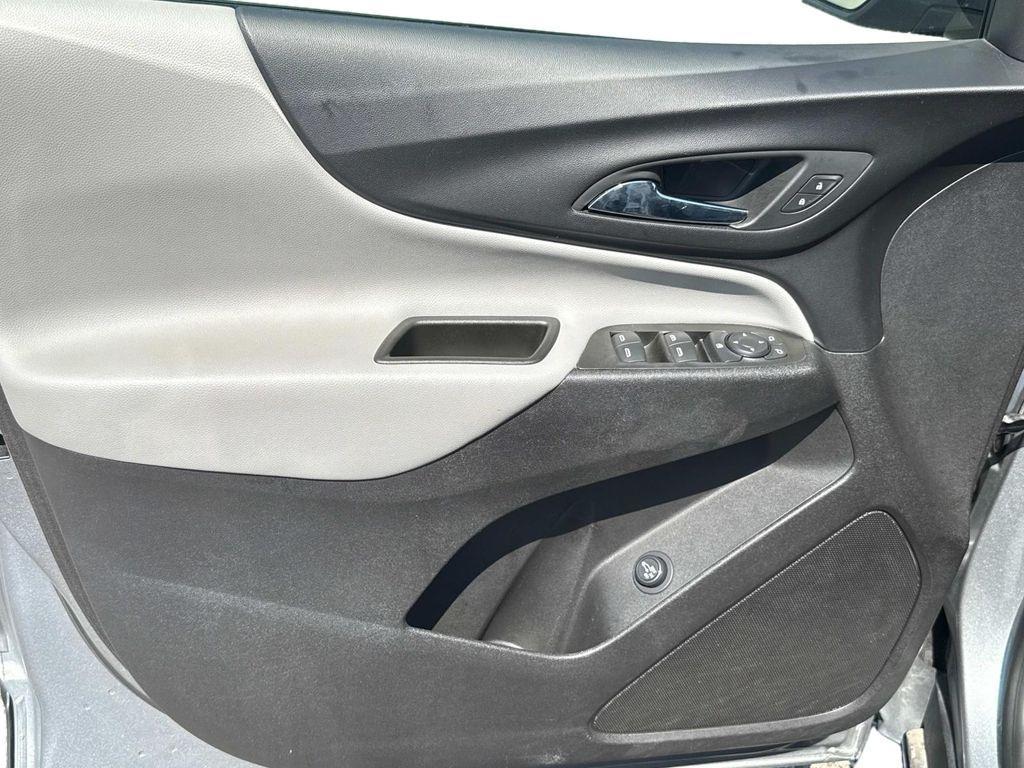 used 2024 Chevrolet Equinox car, priced at $24,956