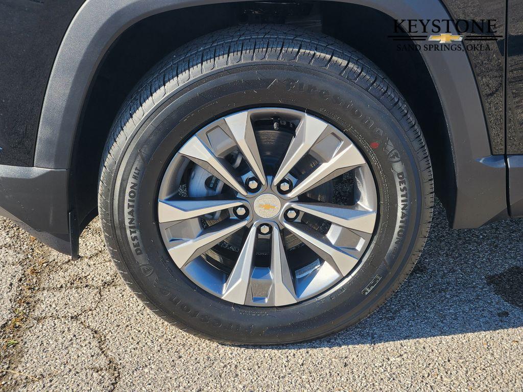 new 2026 Chevrolet Equinox car, priced at $32,485