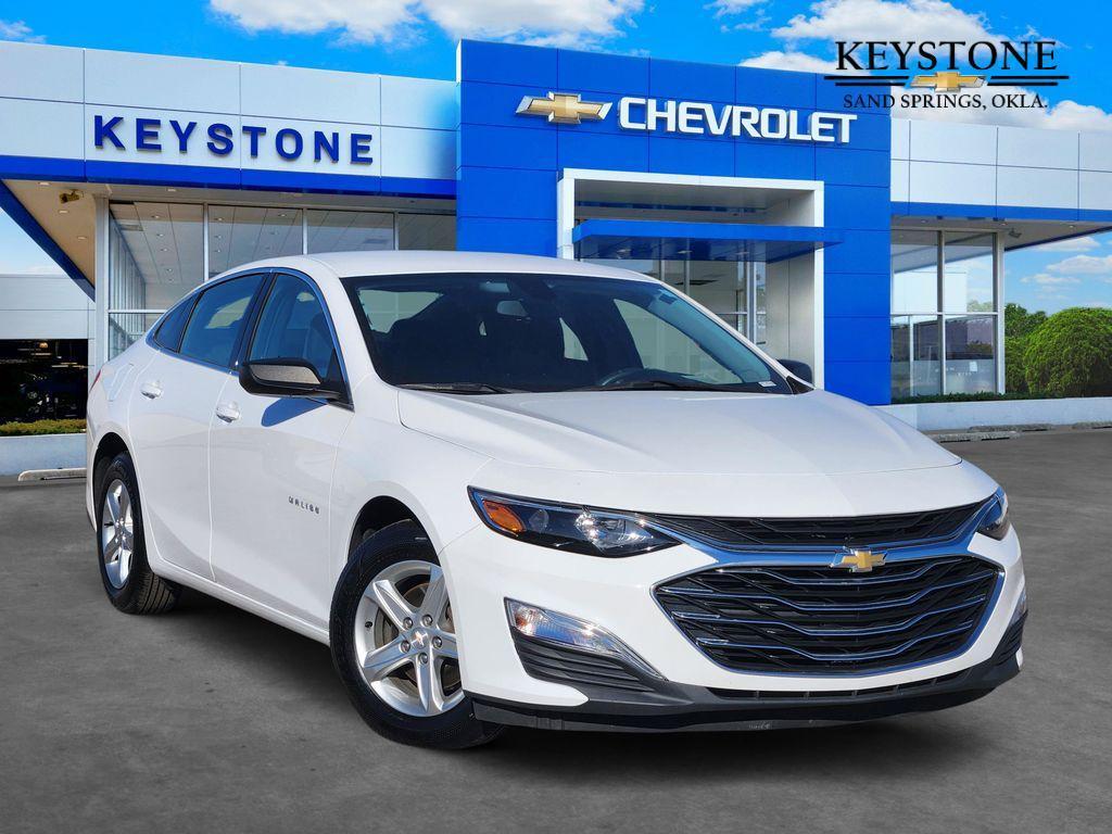 used 2022 Chevrolet Malibu car, priced at $19,115