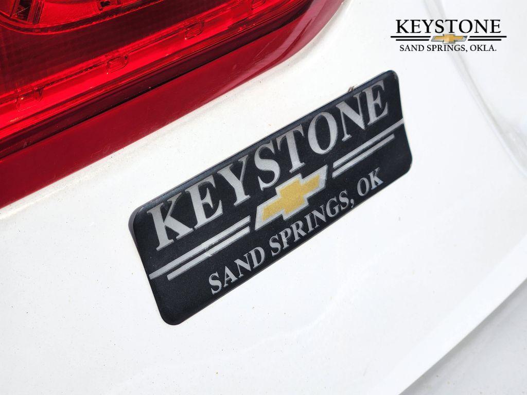 used 2022 Chevrolet Malibu car, priced at $19,115