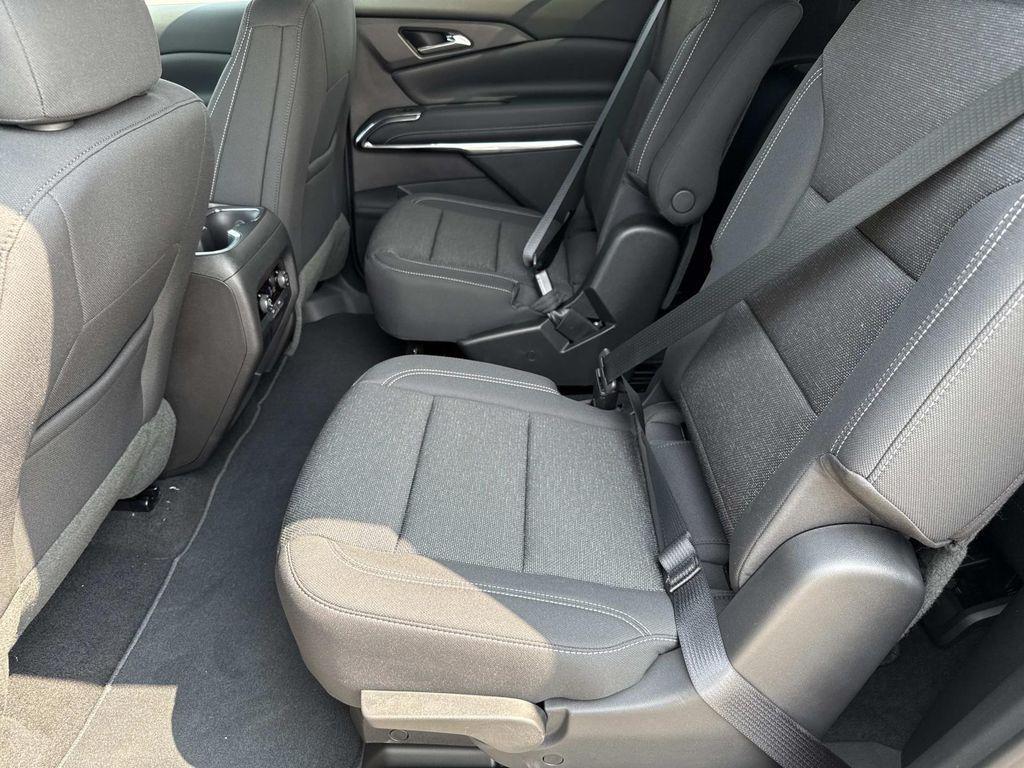 new 2026 Chevrolet Traverse car, priced at $42,695