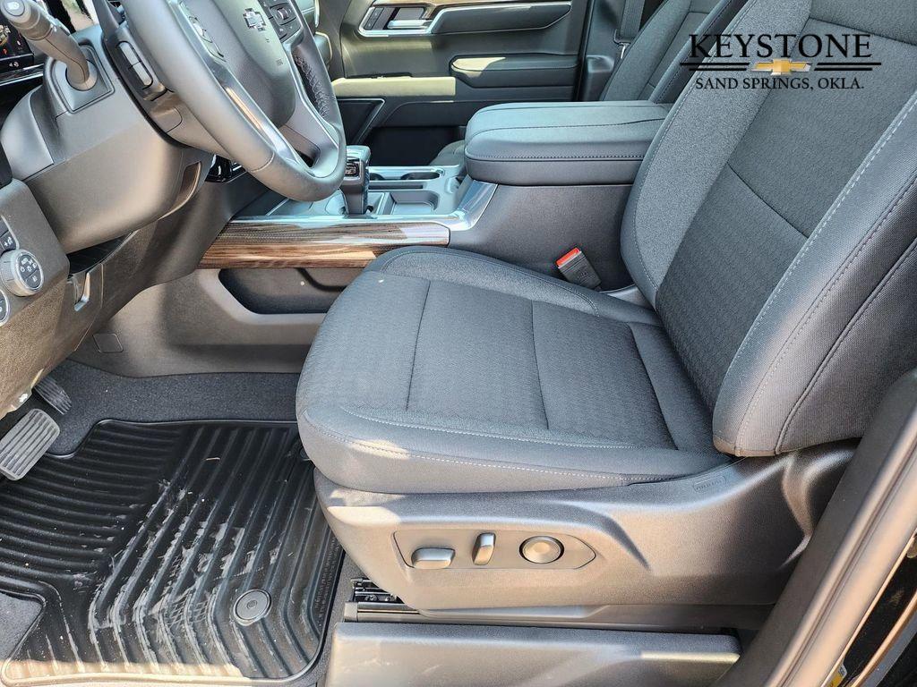 new 2025 Chevrolet Silverado 1500 car, priced at $55,040