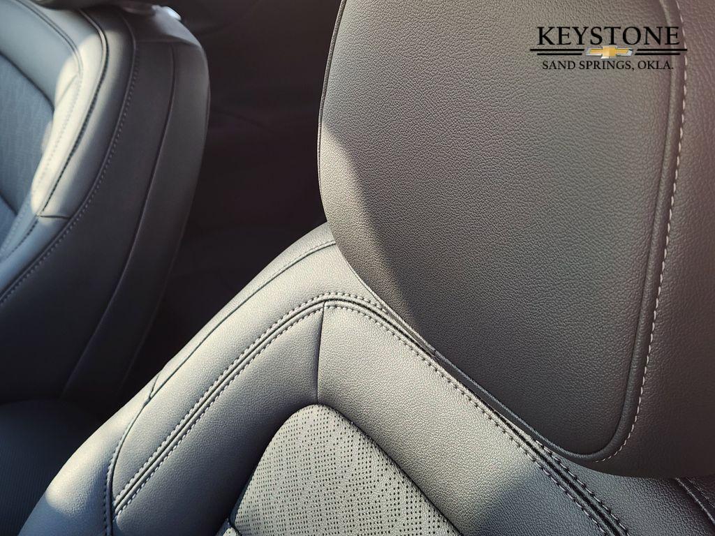 new 2026 Chevrolet Equinox car, priced at $32,045