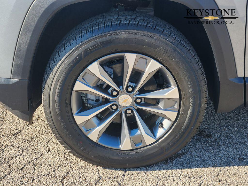 new 2026 Chevrolet Equinox car, priced at $32,045