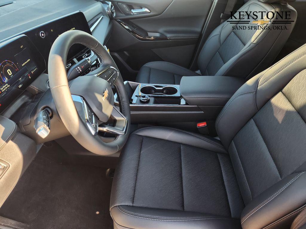 new 2026 Chevrolet Equinox car, priced at $32,045