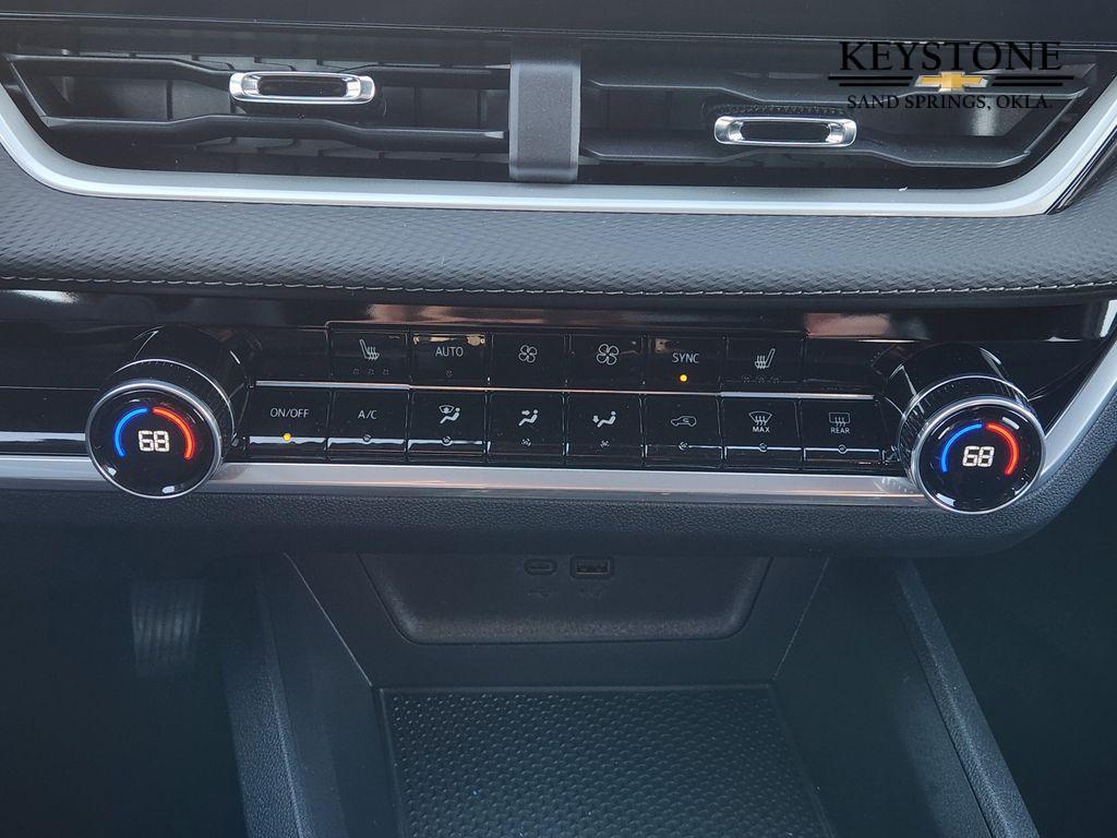 new 2026 Chevrolet Equinox car, priced at $32,045