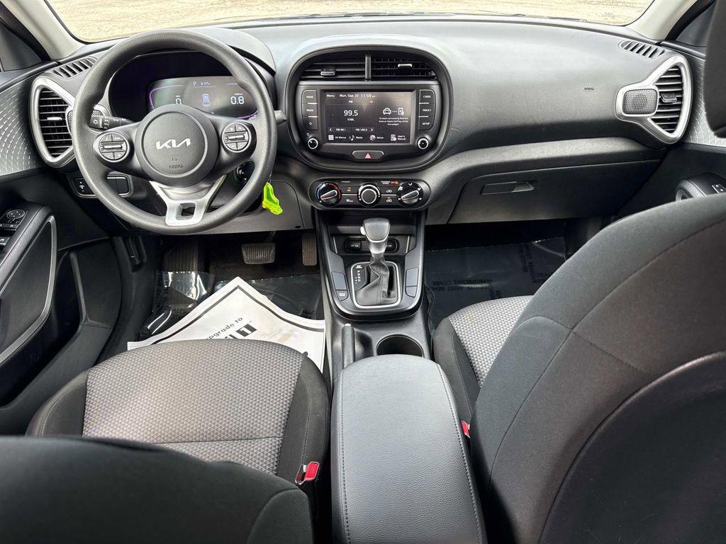 used 2024 Kia Soul car, priced at $17,996